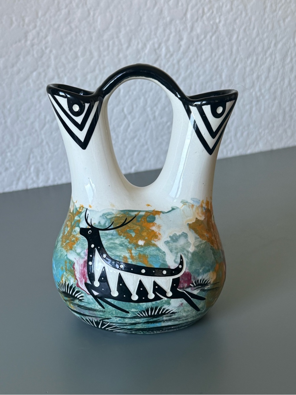 VTG  1988 Mana Pottery Arizona Deer Wedding Vase Arizona New Mexico Signed